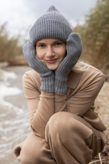 Nonna 100% Merino Mittens Grey
