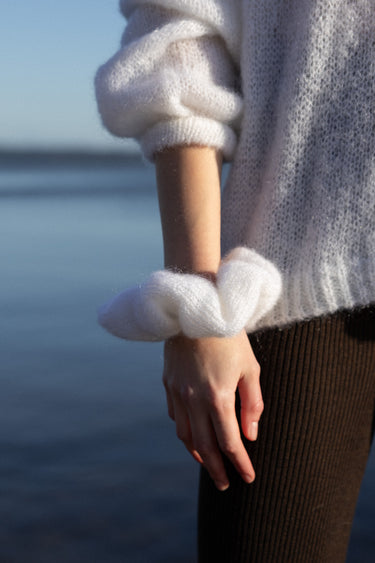 Melody Mohair Scrunchie White